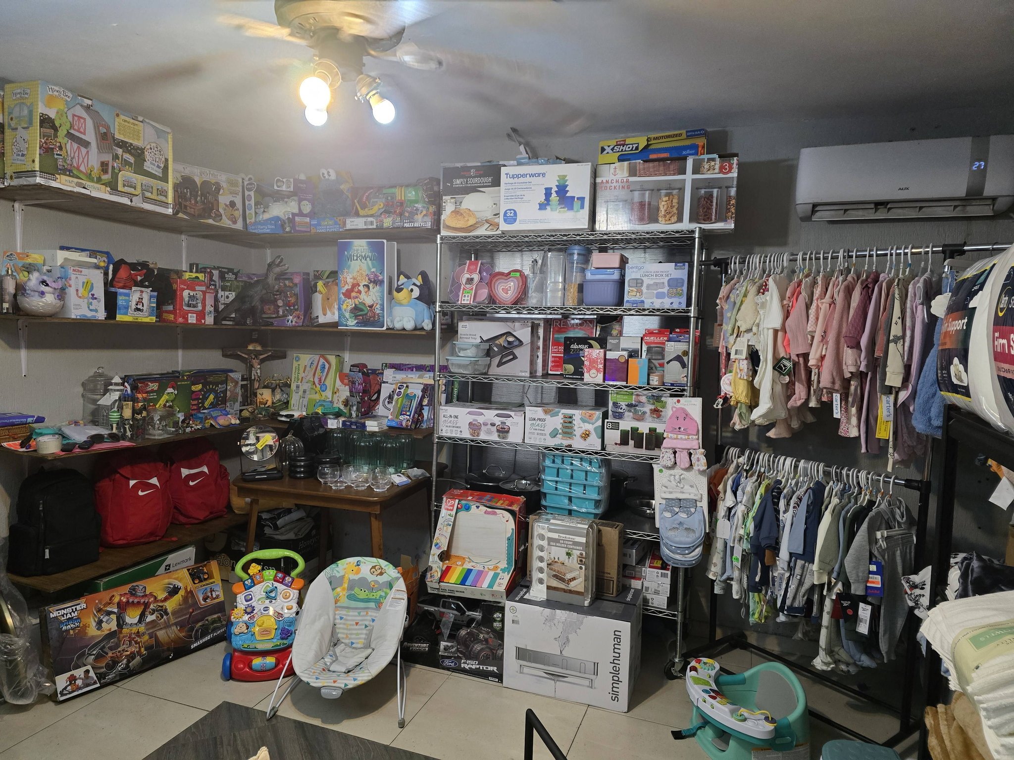 Bazar Todo Para Tu Hogar Facebook ad: Variedad de artículos para el hogar