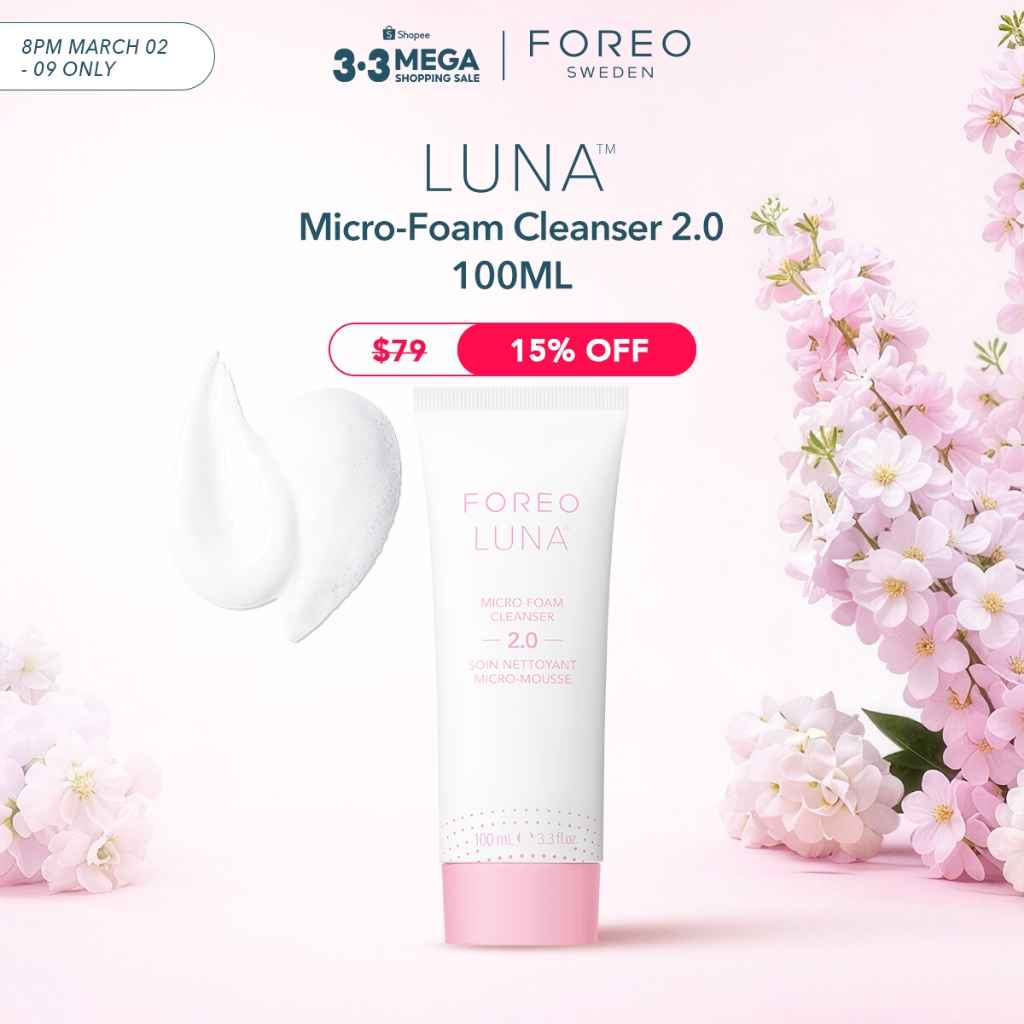 Foreo Facebook ad: Professional skincare at home.
