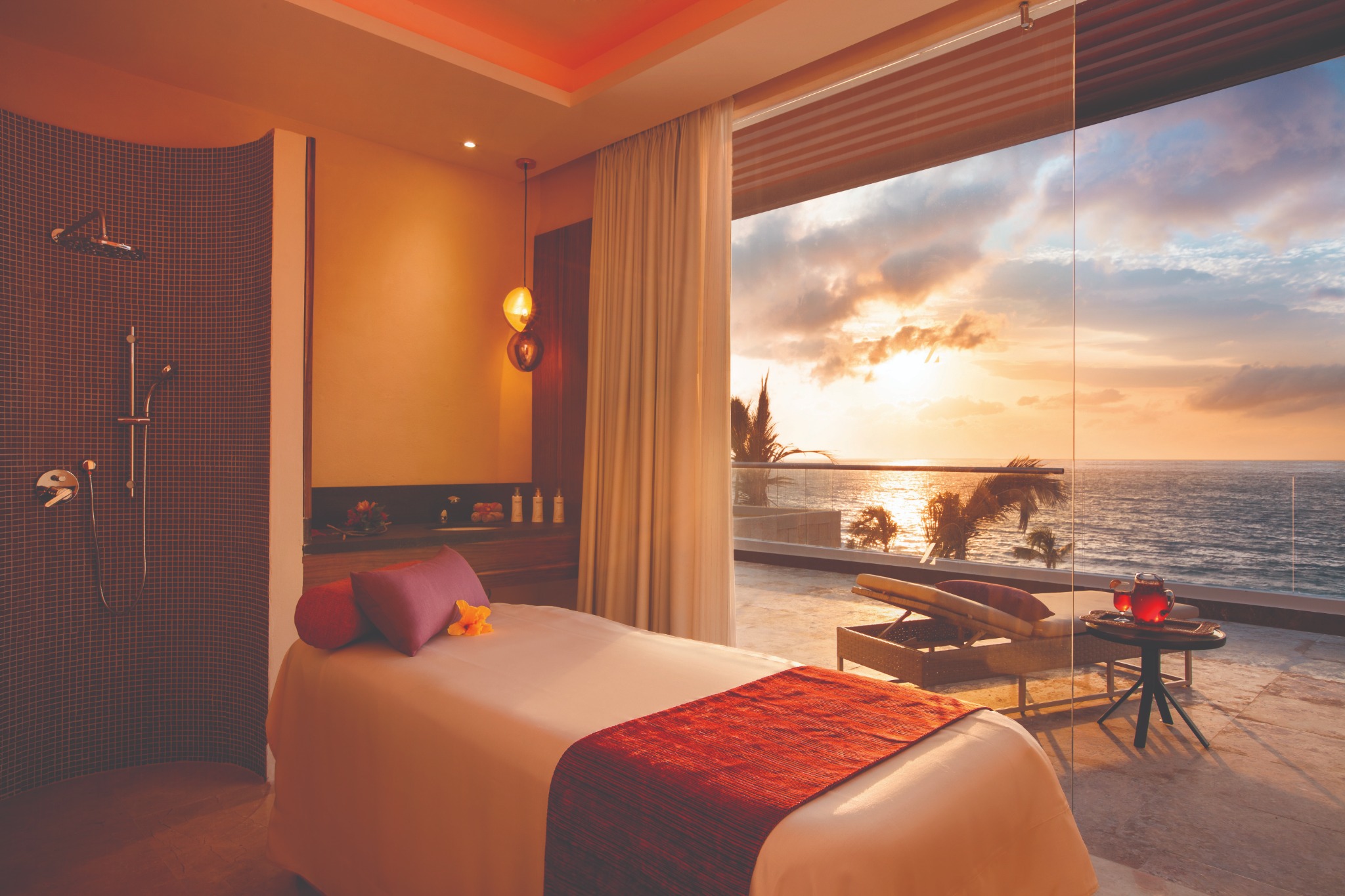 Hyatt Ziva Puerto Vallarta Facebook ad: Your Ticket to Warmer Days