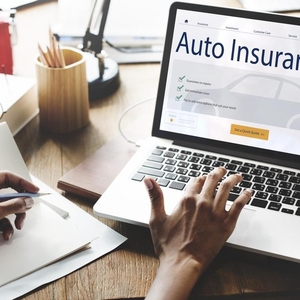 SearchConnect Revolution Facebook ad: Explore Smart Insurance Choices For Families.