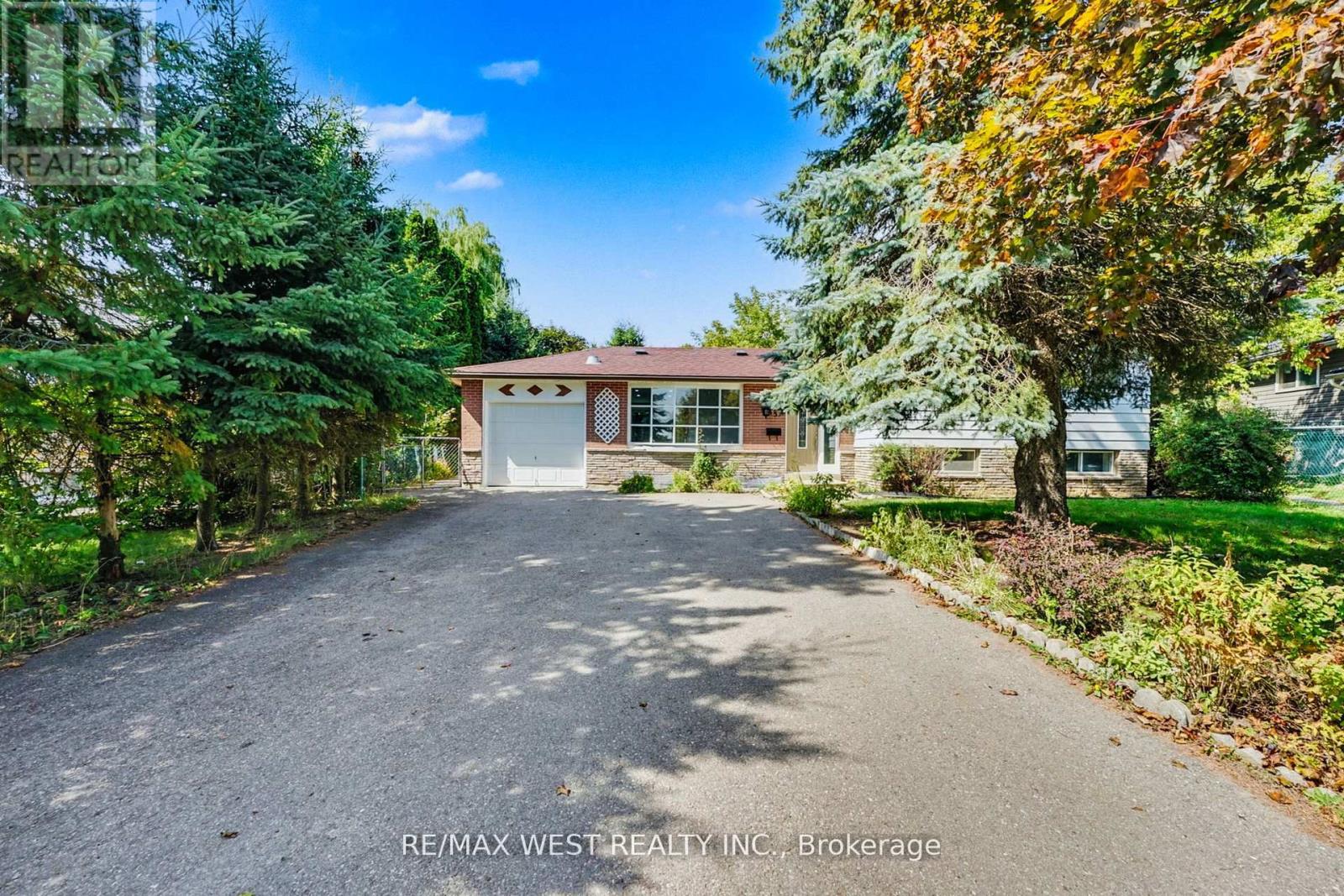 Frank Leo & Associates Re/max West Realty Inc Facebook ad