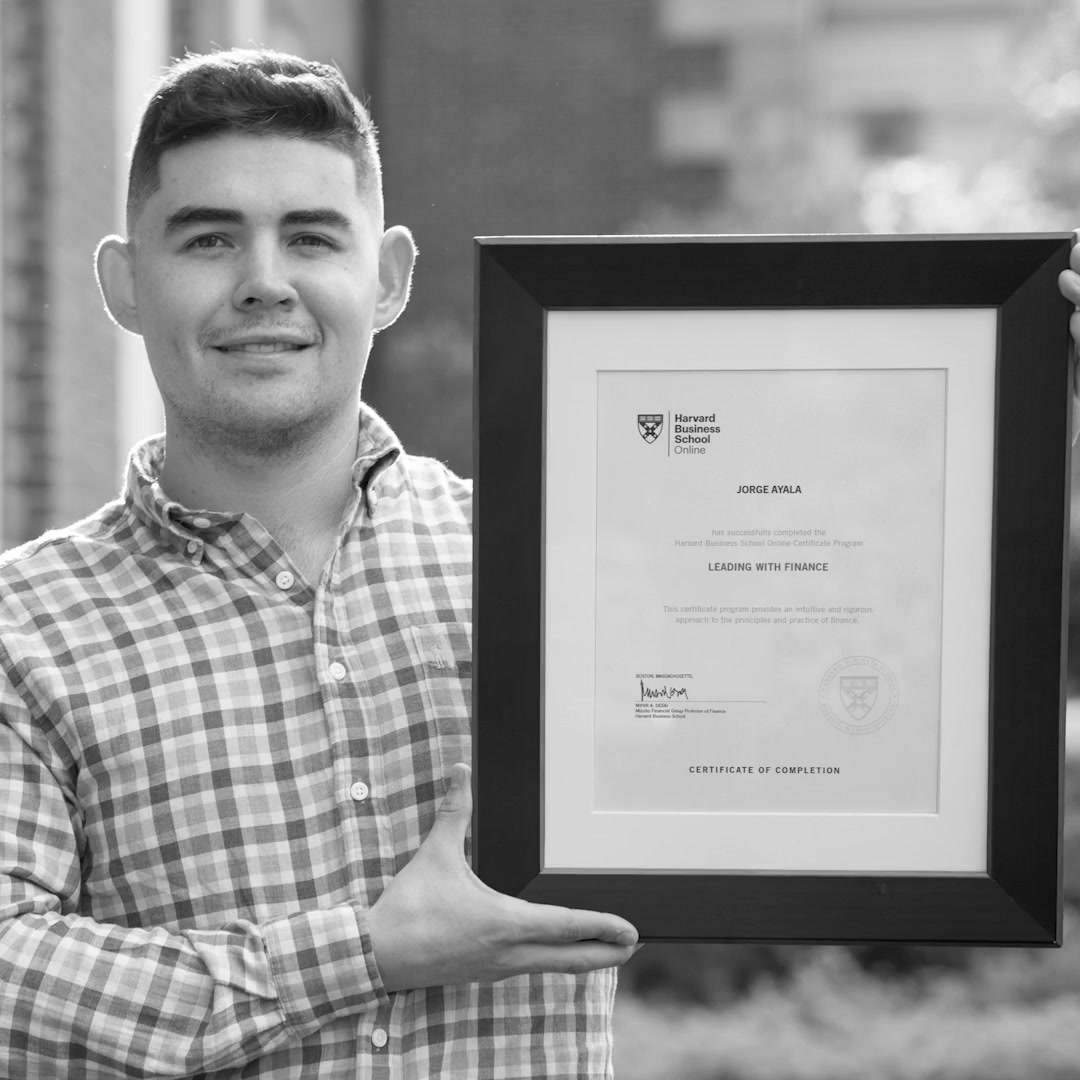 Harvard Business School Online Facebook ad: Boost Your Resume with HBS Online