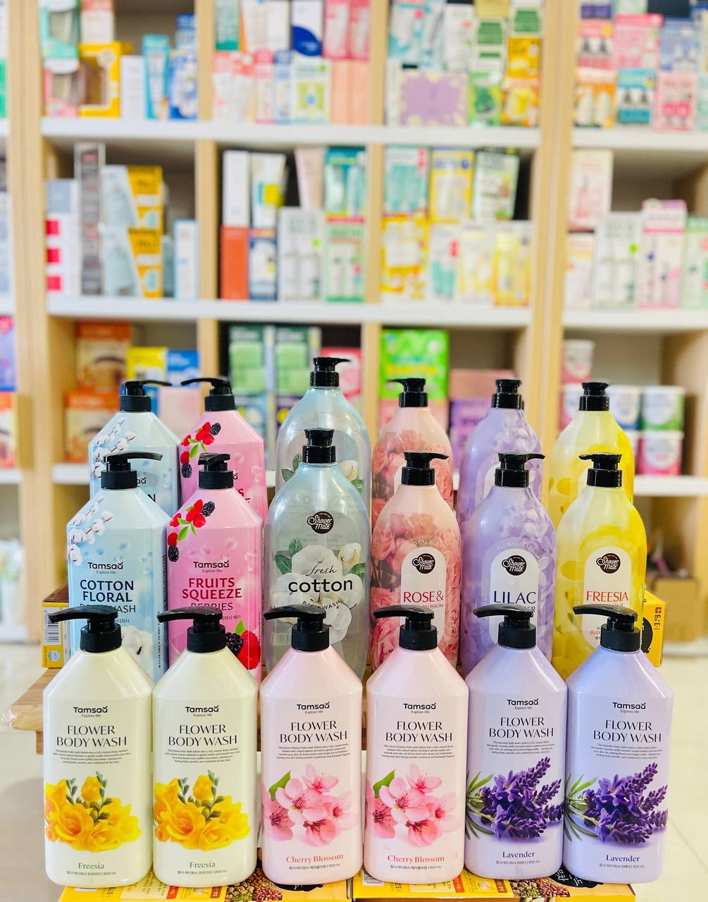 Korea cosmetics 168 Facebook ad: ឥវ៉ាន់ចូល ទៀតហើយ បងបង ផលិតផលបស់កូរ៉េសុទ្ធៗ…