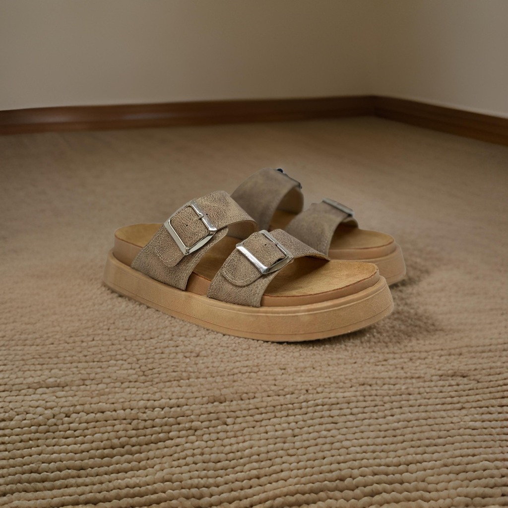 Chajá Store Facebook ad: Liquidación de invierno empezando YAAAAA!