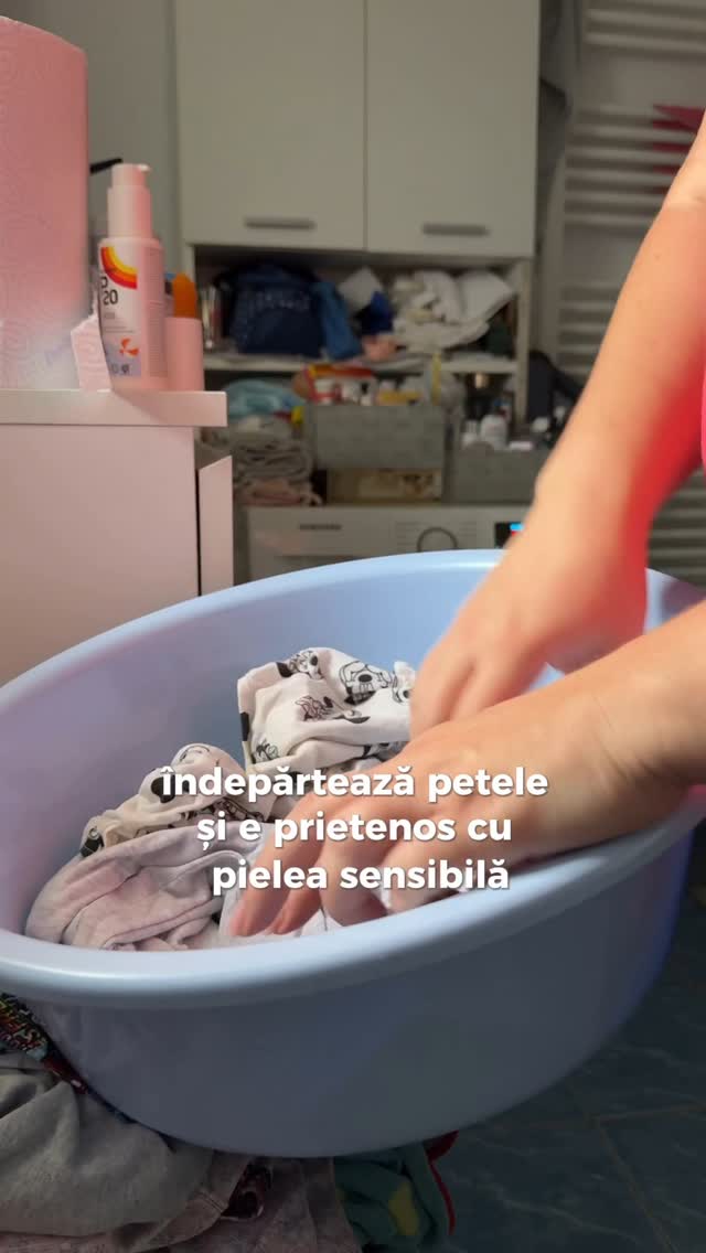 Familia ECLAR Facebook ad: Cand ai doi sau mai mulți copii hainele…