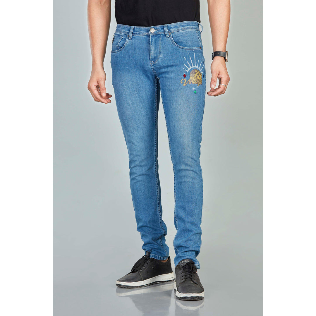 Flying Shark Facebook ad: Up to 38% OFF on Jeans, Free Shipping