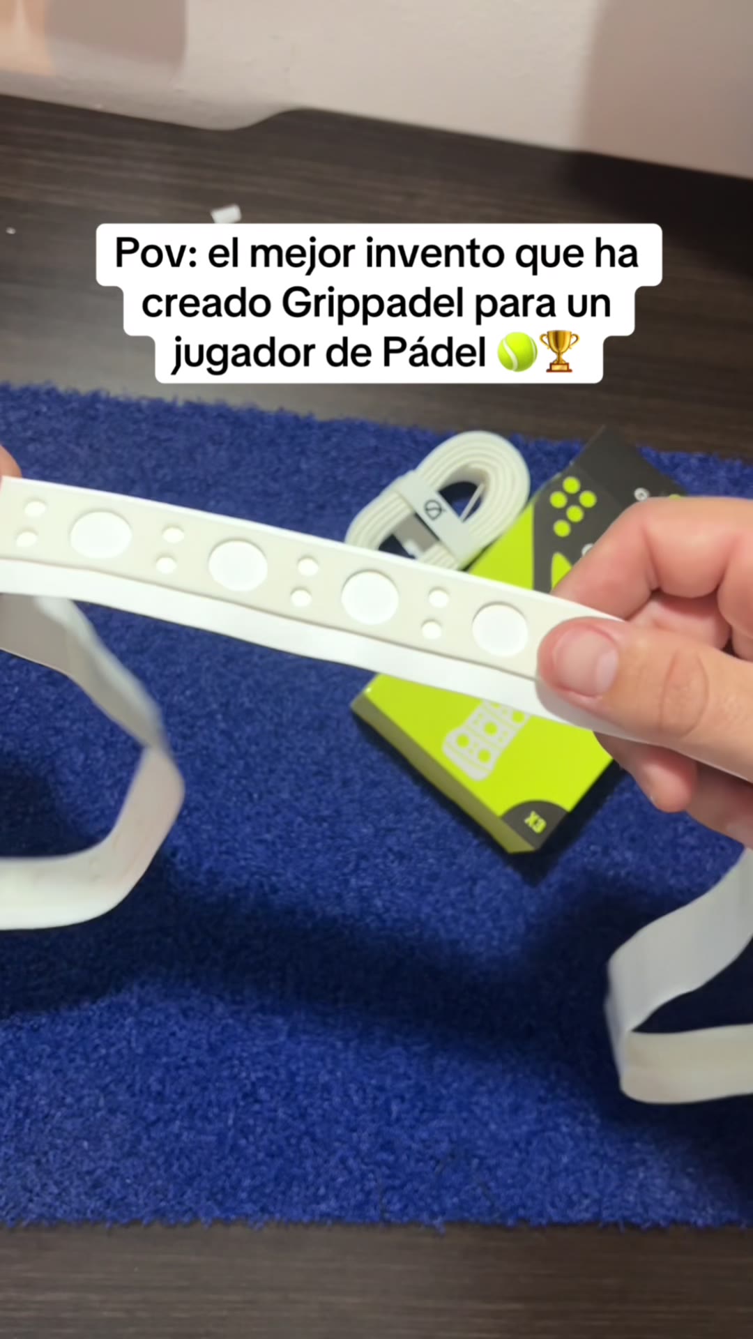 Grip Padel Facebook ad: Grippadel: el agarre ideal para tu pala