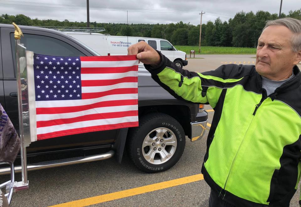 X50 Flag Mounts Facebook ad: 160,000 miles on 12x15 Motorcycle flags?!?