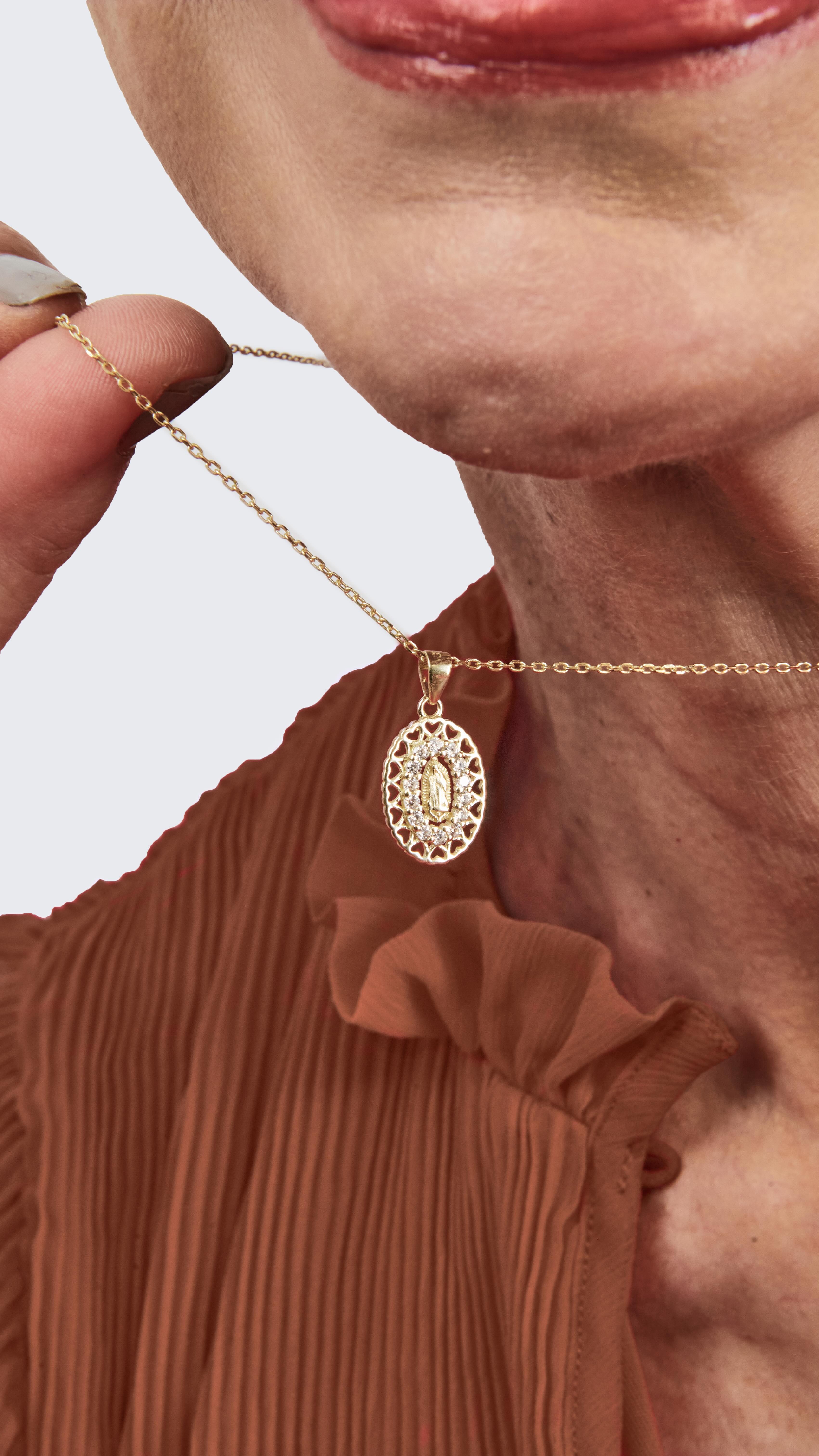 Bohoo Jewelry Facebook ad: La solución que necesitabas y no sabías.
