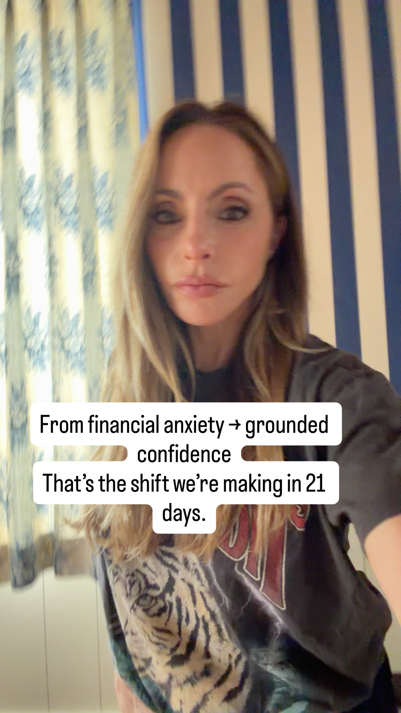 Gabby Bernstein Facebook ad: Join the Abundance Challenge