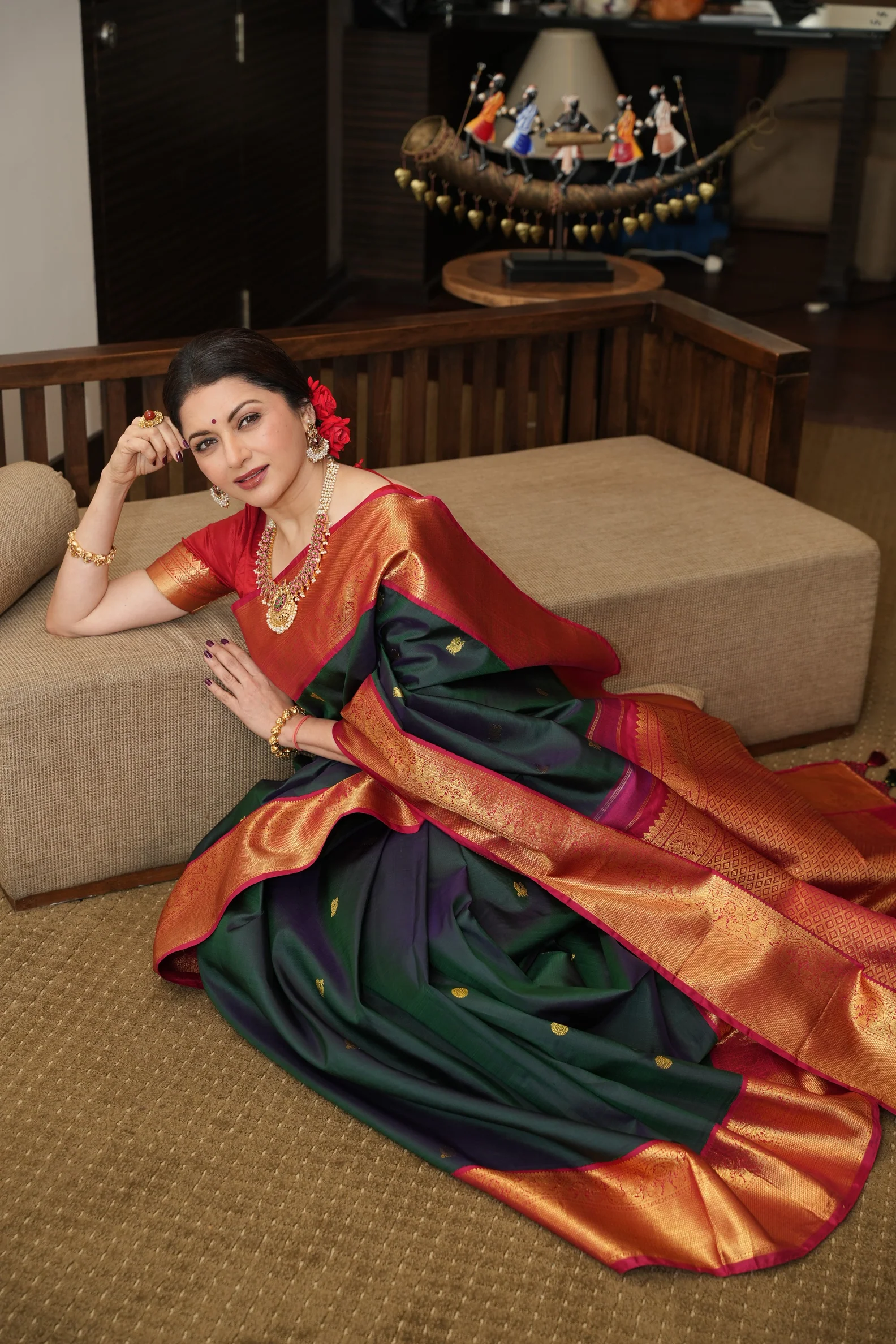 Shobitam Facebook ad: Shop Exquisite Sarees, Blouses, Jewelry & More