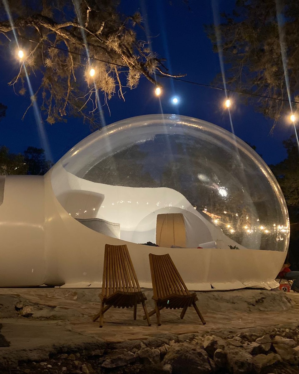 Madre Tierra - Glamping Facebook ad: Vive la experiencia de dormir en medio del…