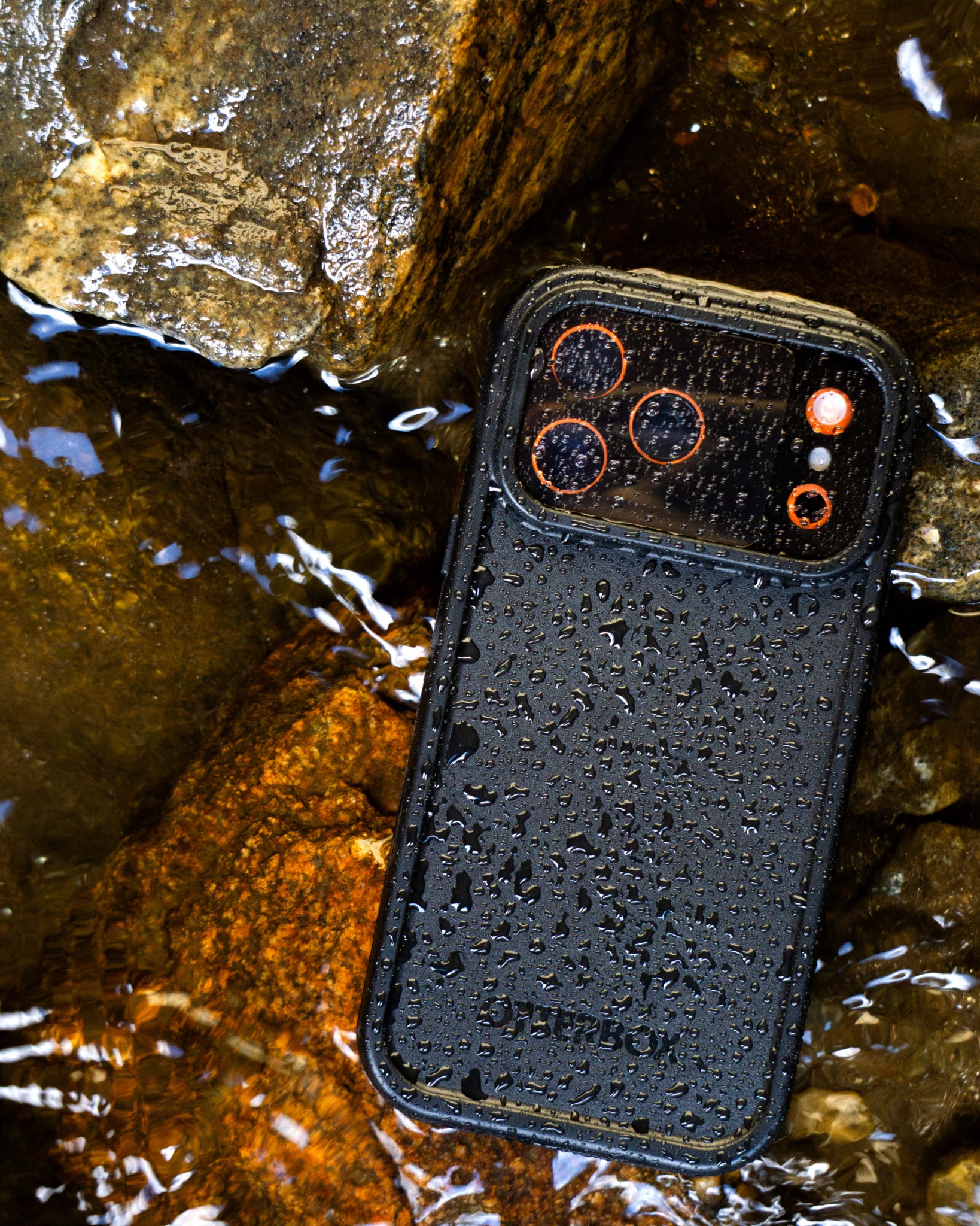 OtterBox Facebook ad