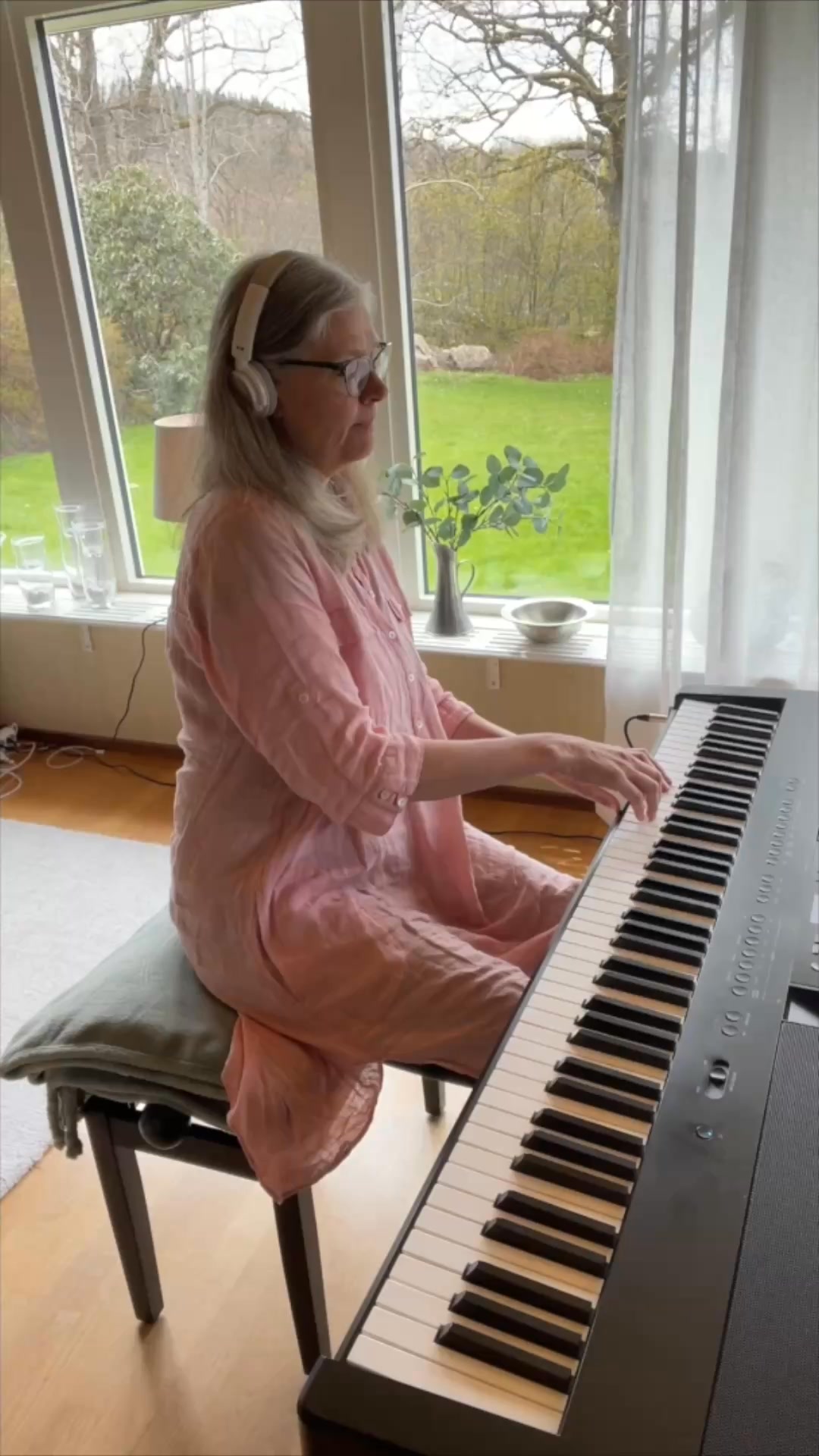 Piano With Jonny Facebook ad: Stop Noodling. Start Improvising.