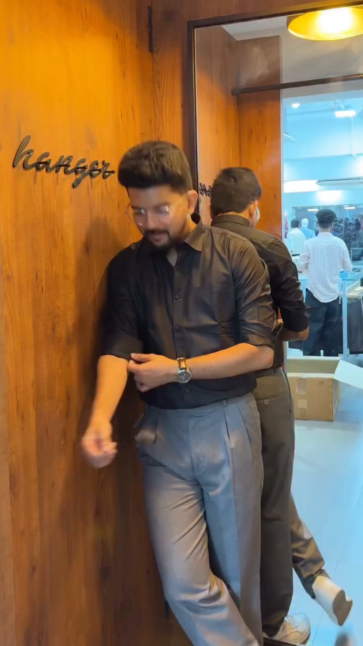 Cambridge Store Facebook ad: Cambridge Formal Wear, shirts starting ₹699/-, Buy 3 Get 1…