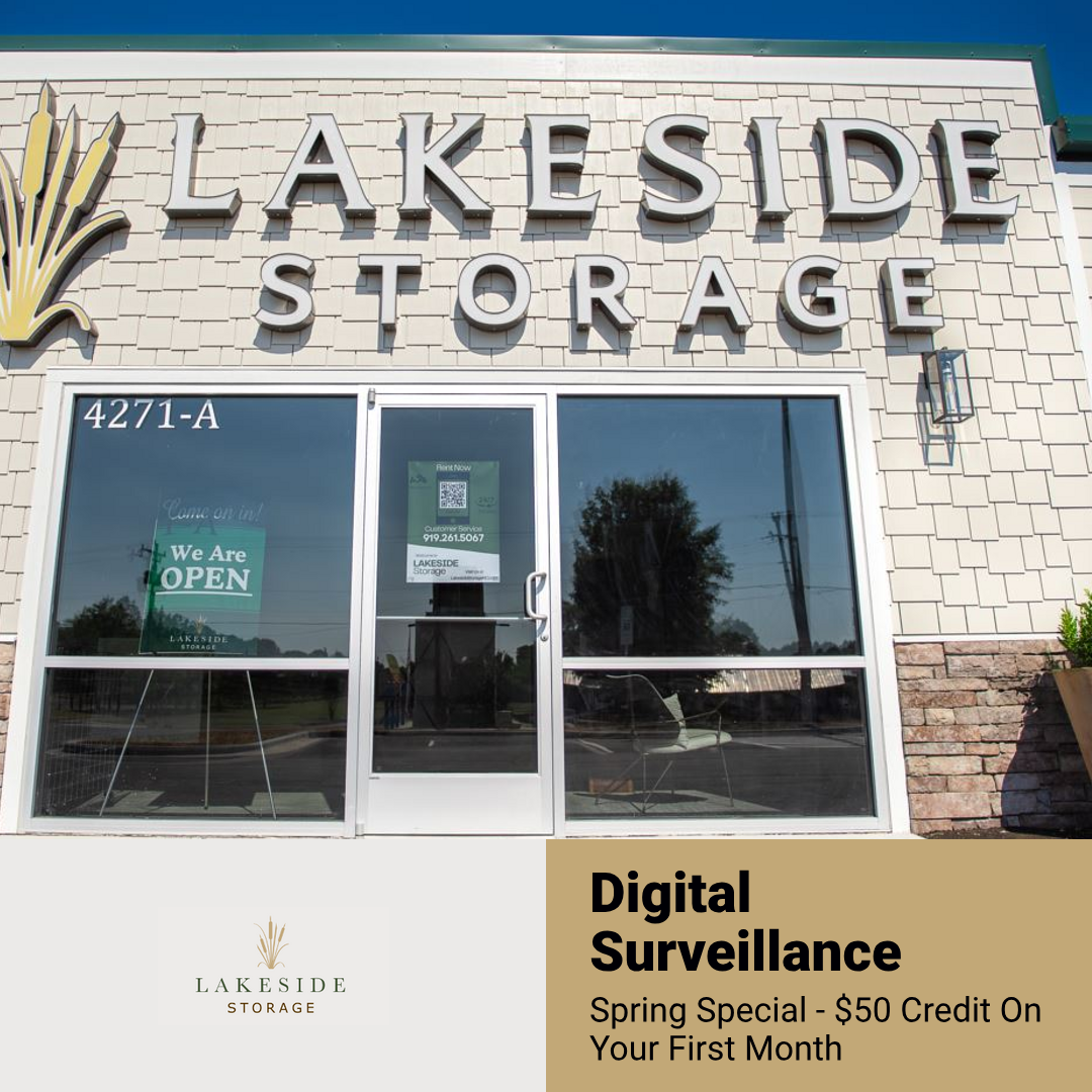 Lakeside Storage Facebook ad: Free U-Haul & Move-In Credit