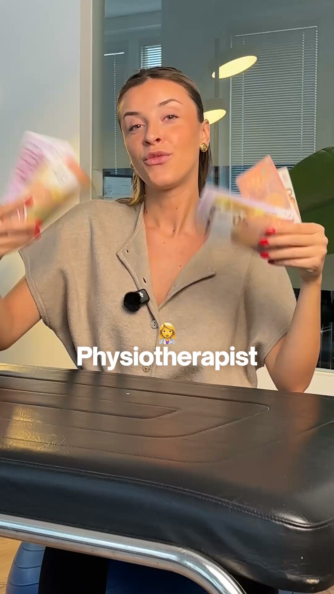 Frese Recruiting Europe Facebook ad: Physiotherapist from India? Germany is possible.