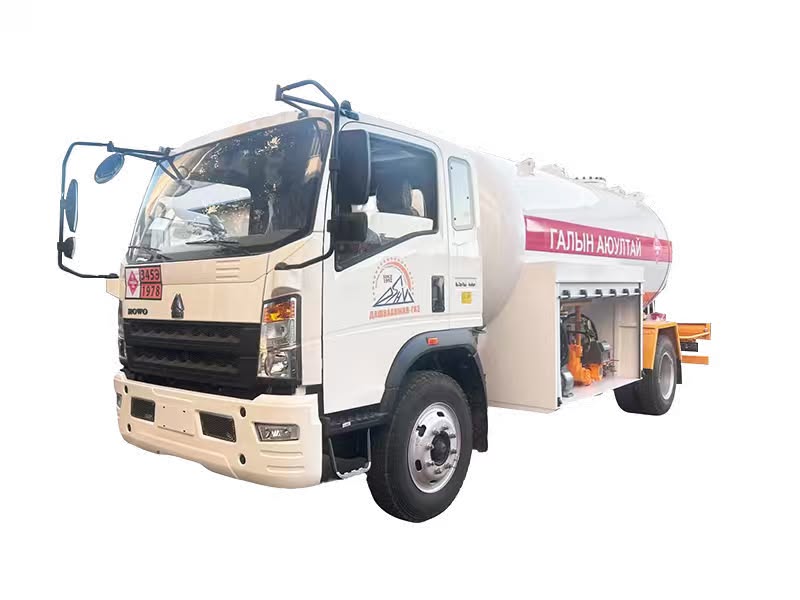 Howo truck-Xena Facebook ad: LPG Truck