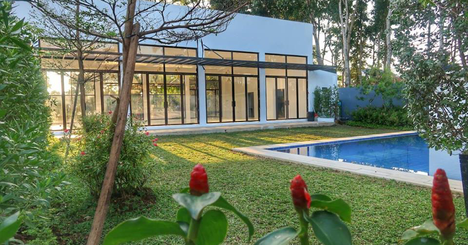 Destello Tagaytay Facebook ad: Destello offers an intimate events venue and two…