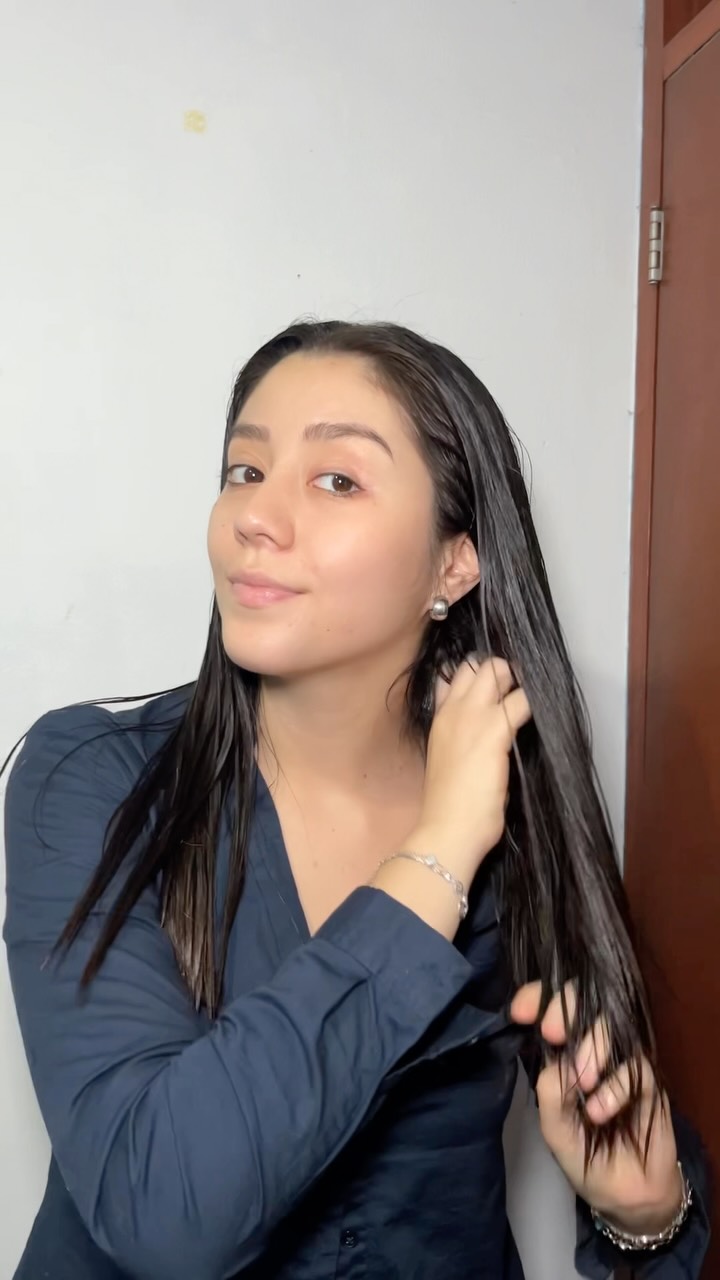 rebeparedesc Facebook ad: Tener novia es escuchar este tipo de preguntas…