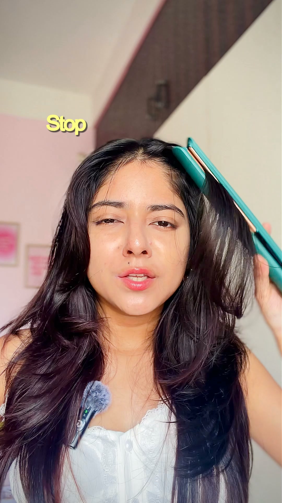 Sadhev Facebook ad: Control Frizz with Lightweight Formulation