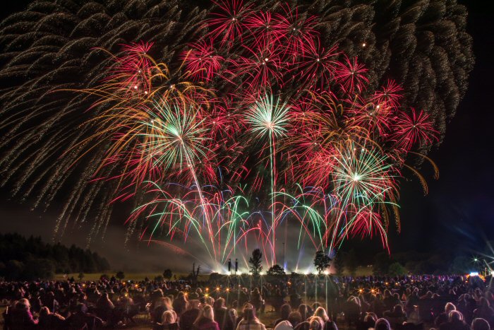 Firework Champions Facebook ad: Family Days Out across the UK | Firework Champions