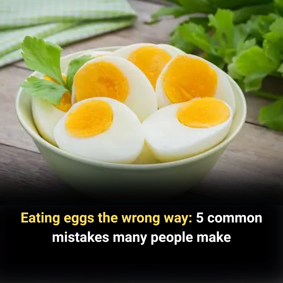Healthy Living Hub Facebook ad: 5 egg-eating habits that seem healthy but can…