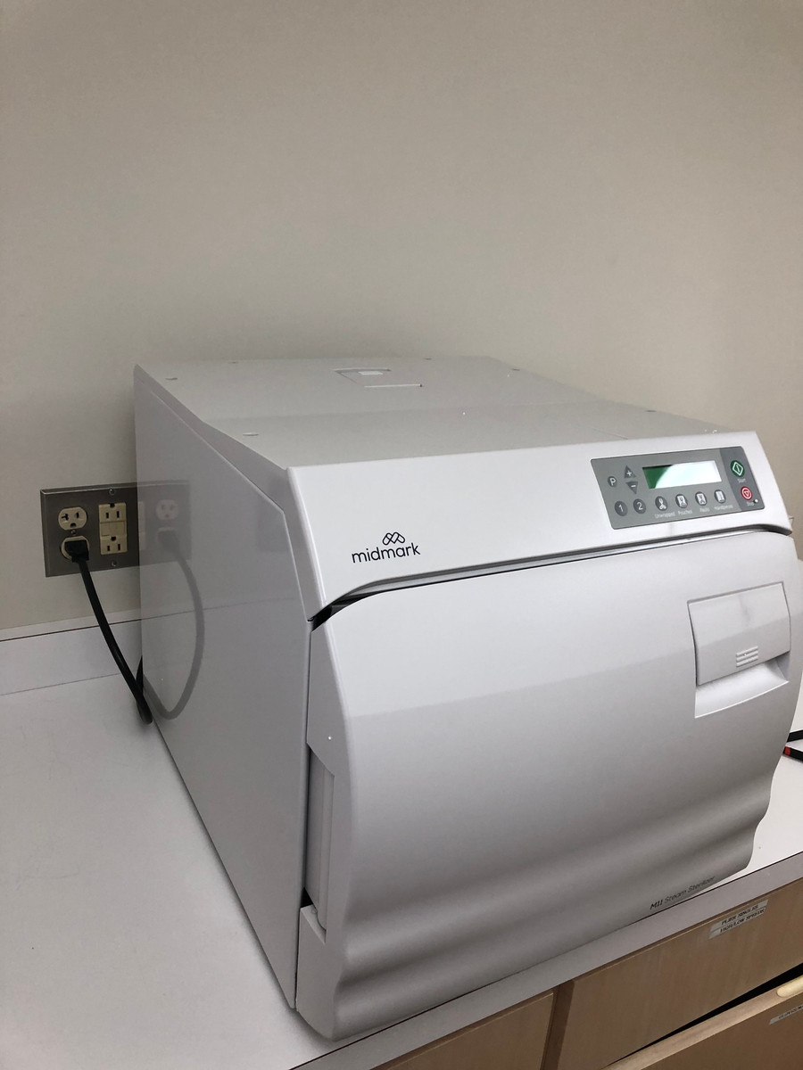 MMNT Dental Facebook ad: Autoclave needs service?