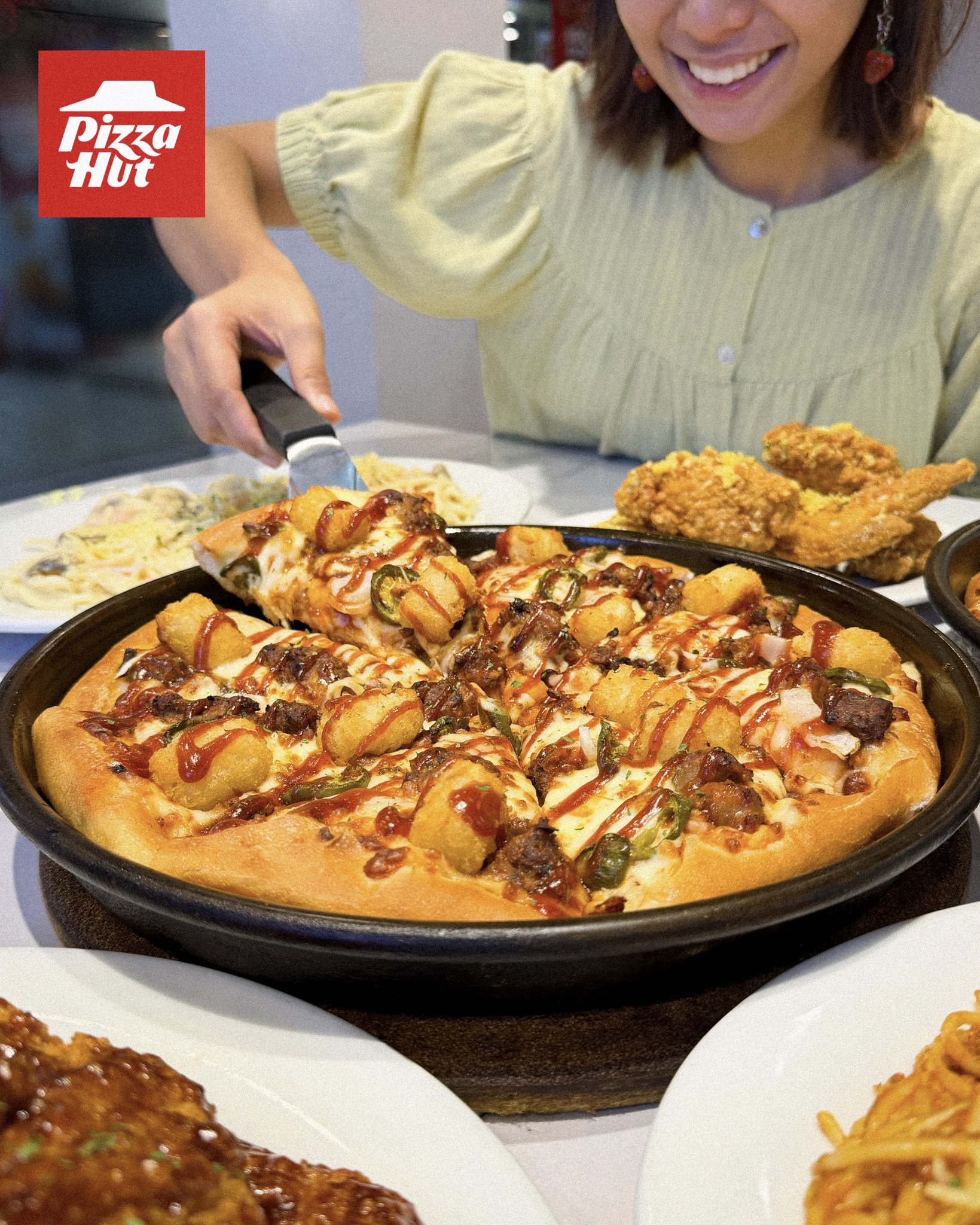 Pizza Hut Facebook ad