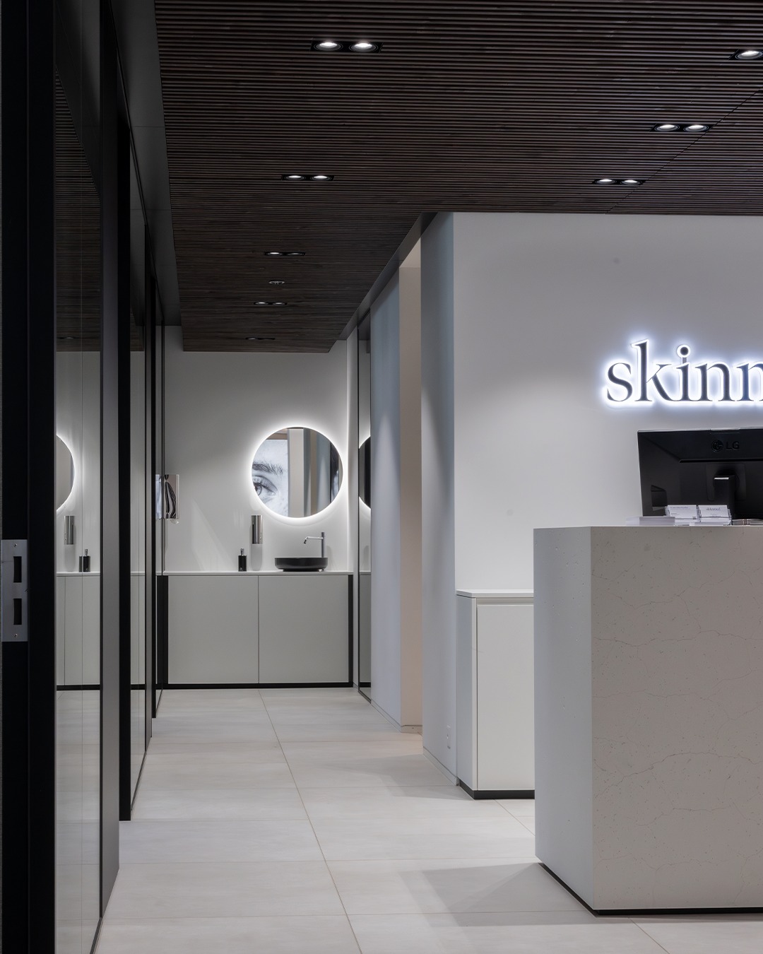 Skinmed AG Facebook ad: Skinmed | Klinik für Dermatologie & plastische Chirurgie