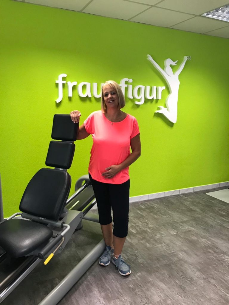 frau+figur Fitnessclubs für Frauen Facebook ad