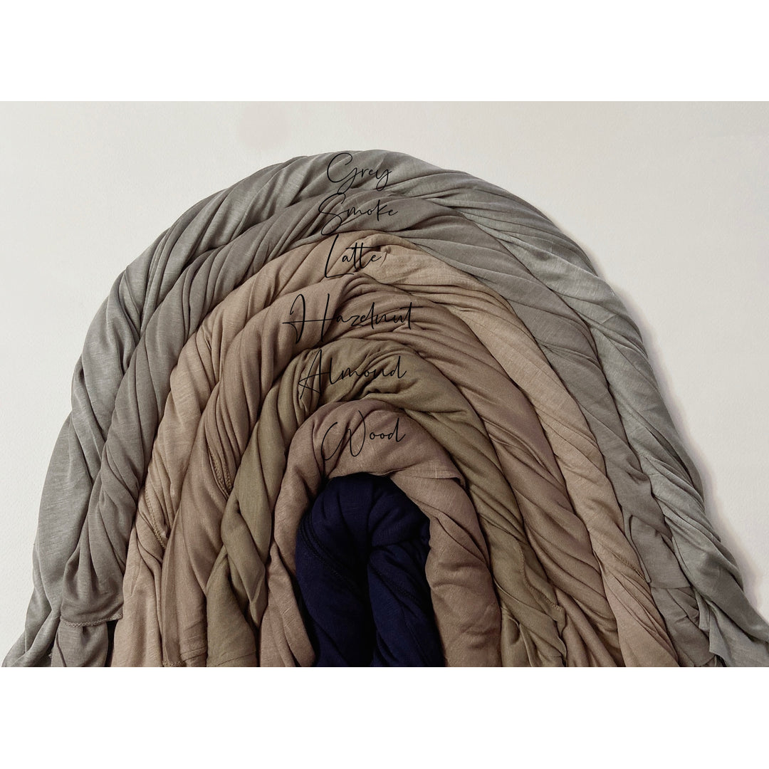 Ritzy Facebook ad: Your favorite scarves have just been restocked!