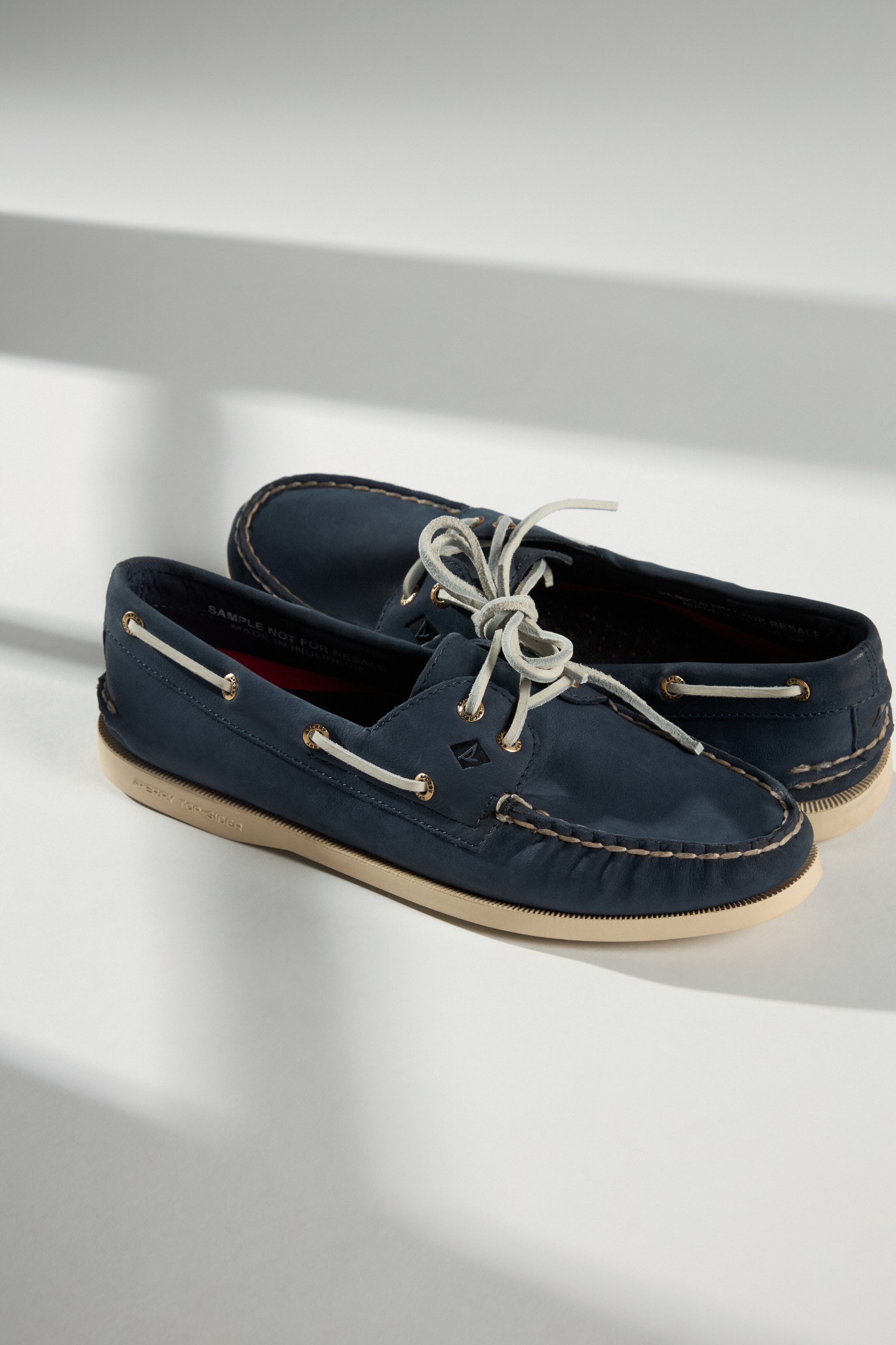 Sperry Facebook ad: Men's View All
