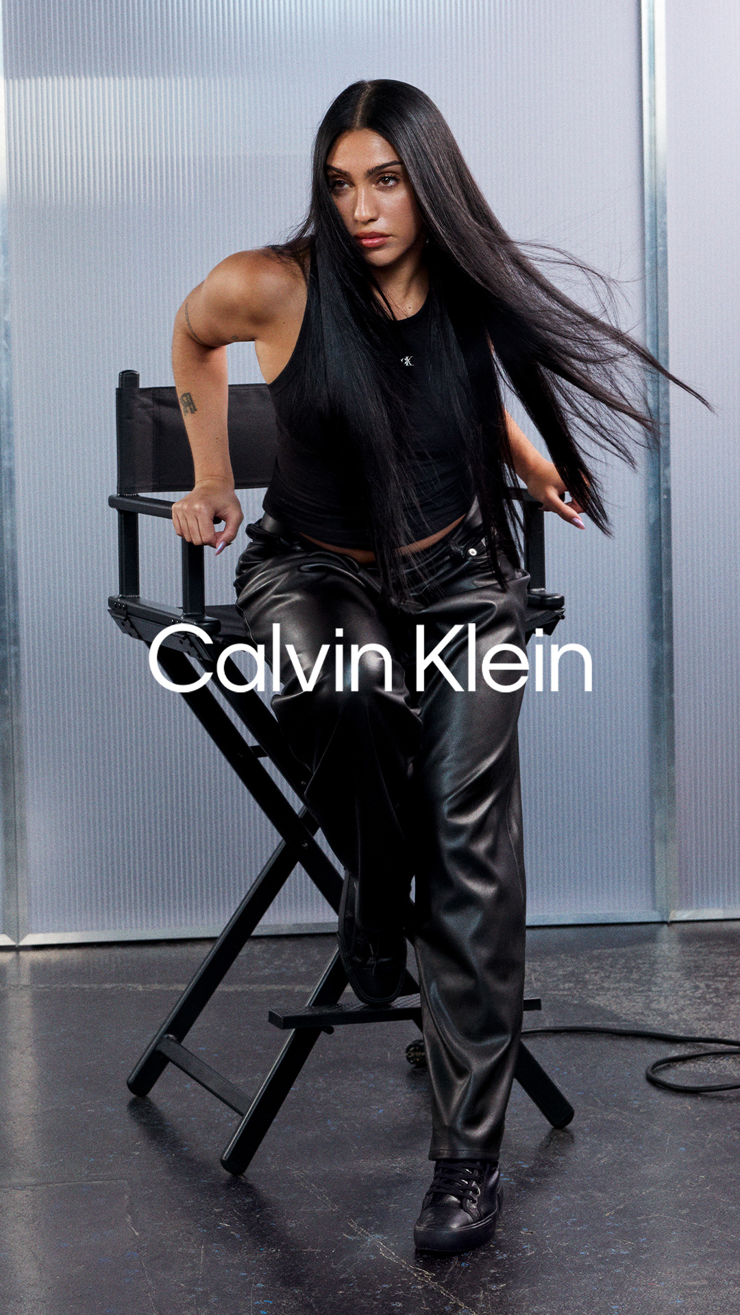 Zalando Brands Facebook ad: Calvin Klein x Zalando: fai sentire la tua…