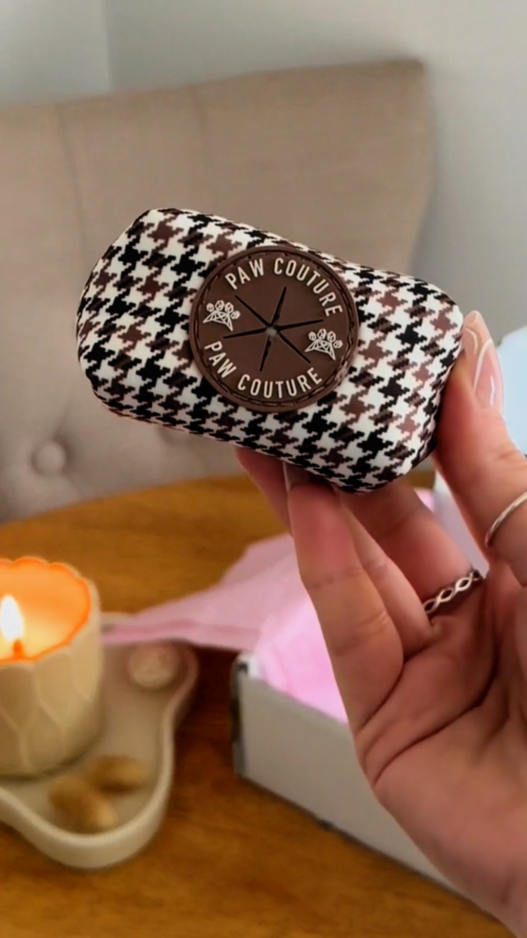 Paw Couture Facebook ad: Over 20,000 Happy Customers Worldwide