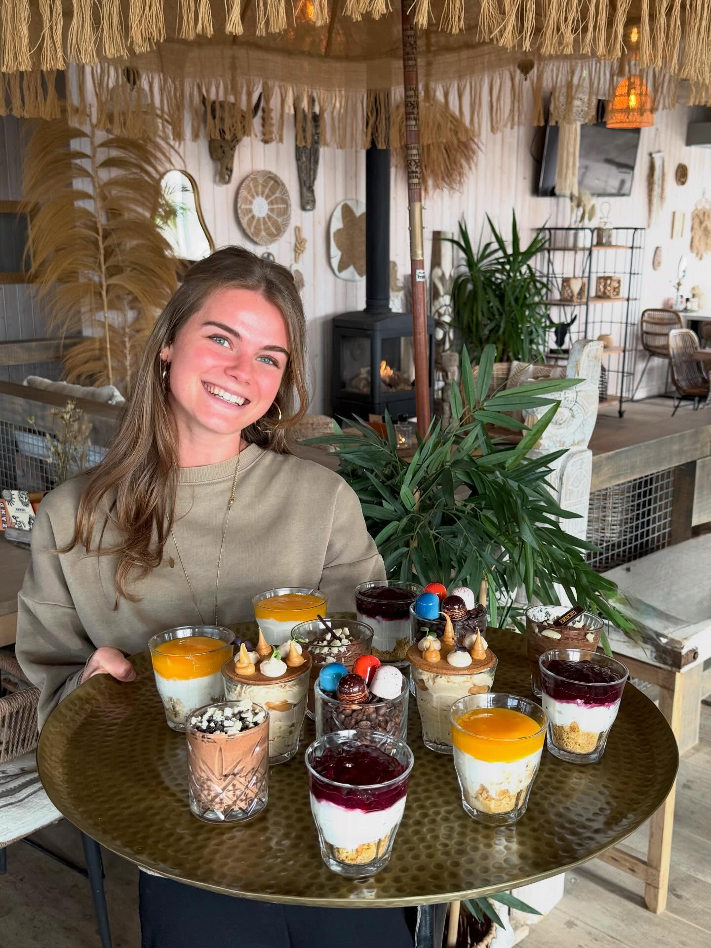 Zand Katwijk Facebook ad: Menukaart - Zand Katwijk - Grandcafe aan Zee