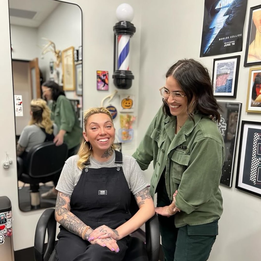 Salons by JC Cherry Creek Facebook ad: Move-In Ready Suites, Just $250/Wk!
