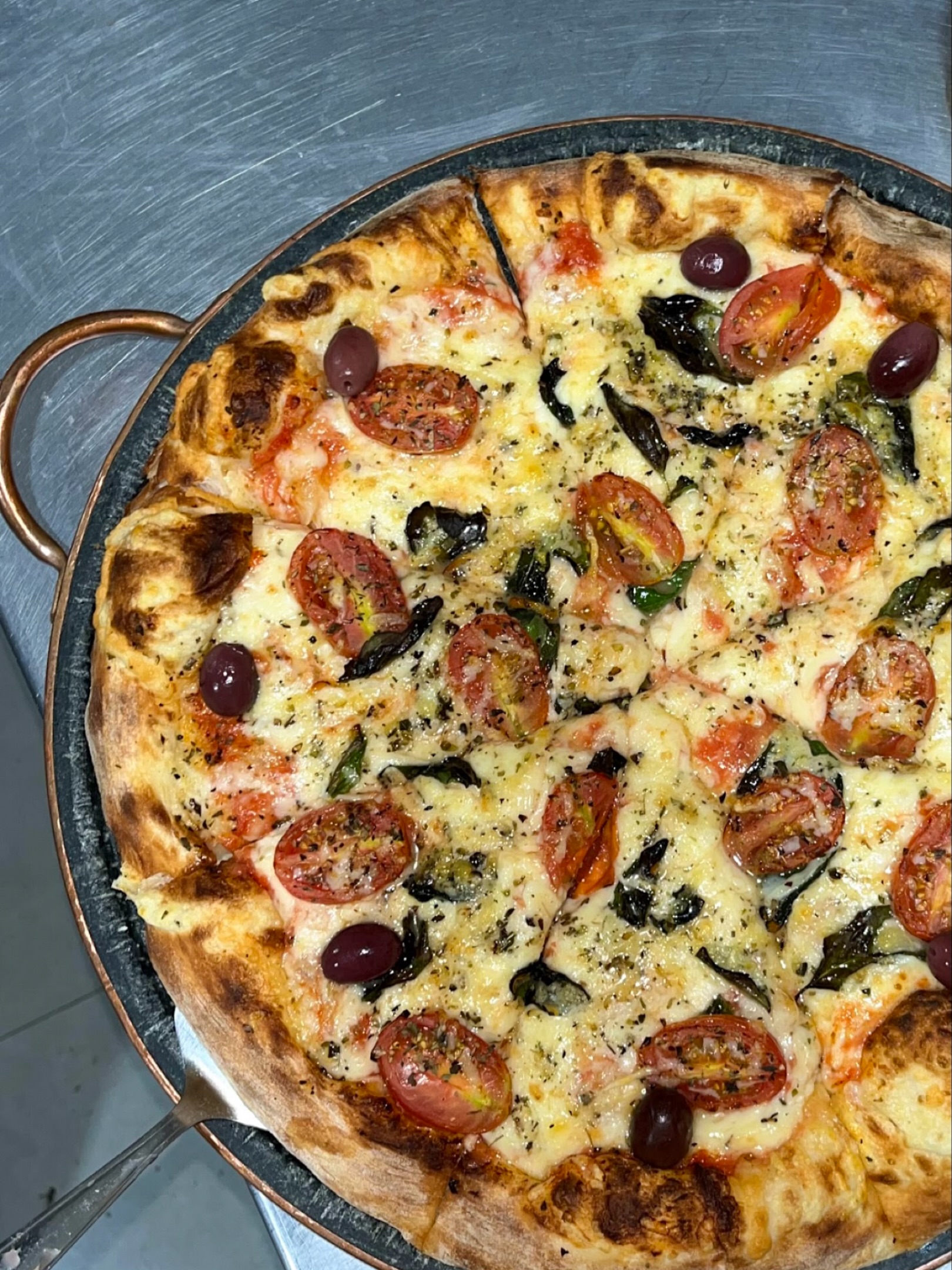 O Coronel Pizzas Monte Sião Facebook ad: Quero pizza!