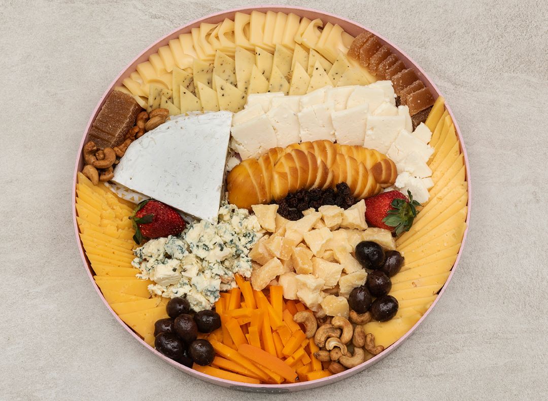 SANTI Cheese Market Facebook ad: Santicheese Market