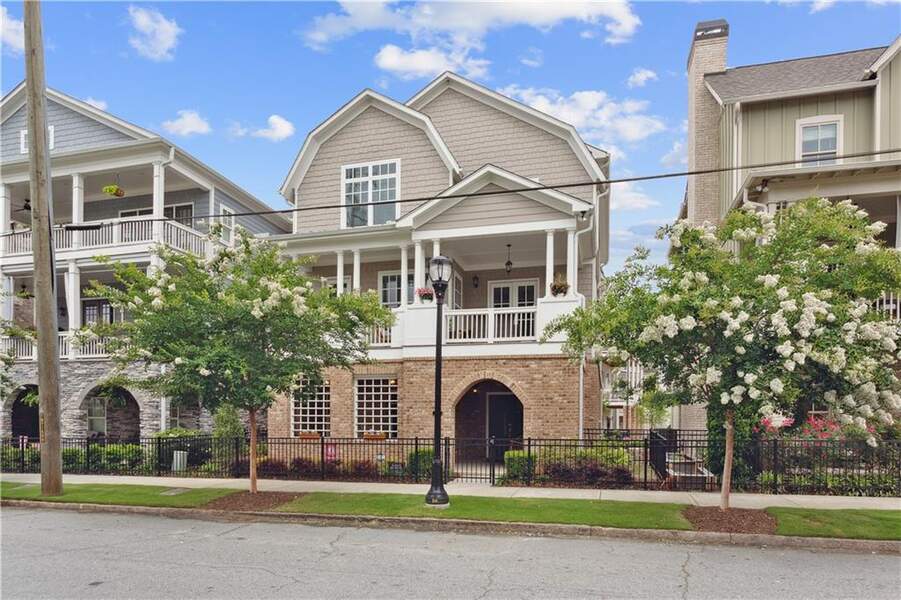 Onyx Agents - Atlanta Facebook ad from Sep 30, 2025