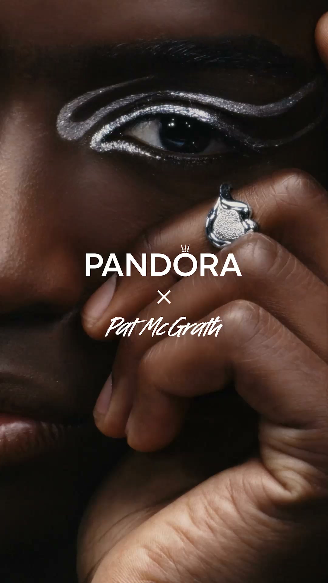Pandora Facebook ad: L'energia del colore