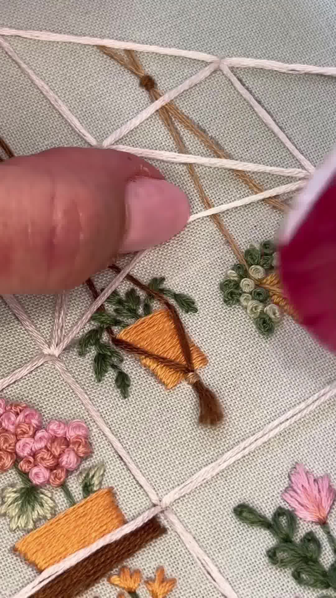 Clever Poppy Facebook ad: Embroidery Kit for Beginners