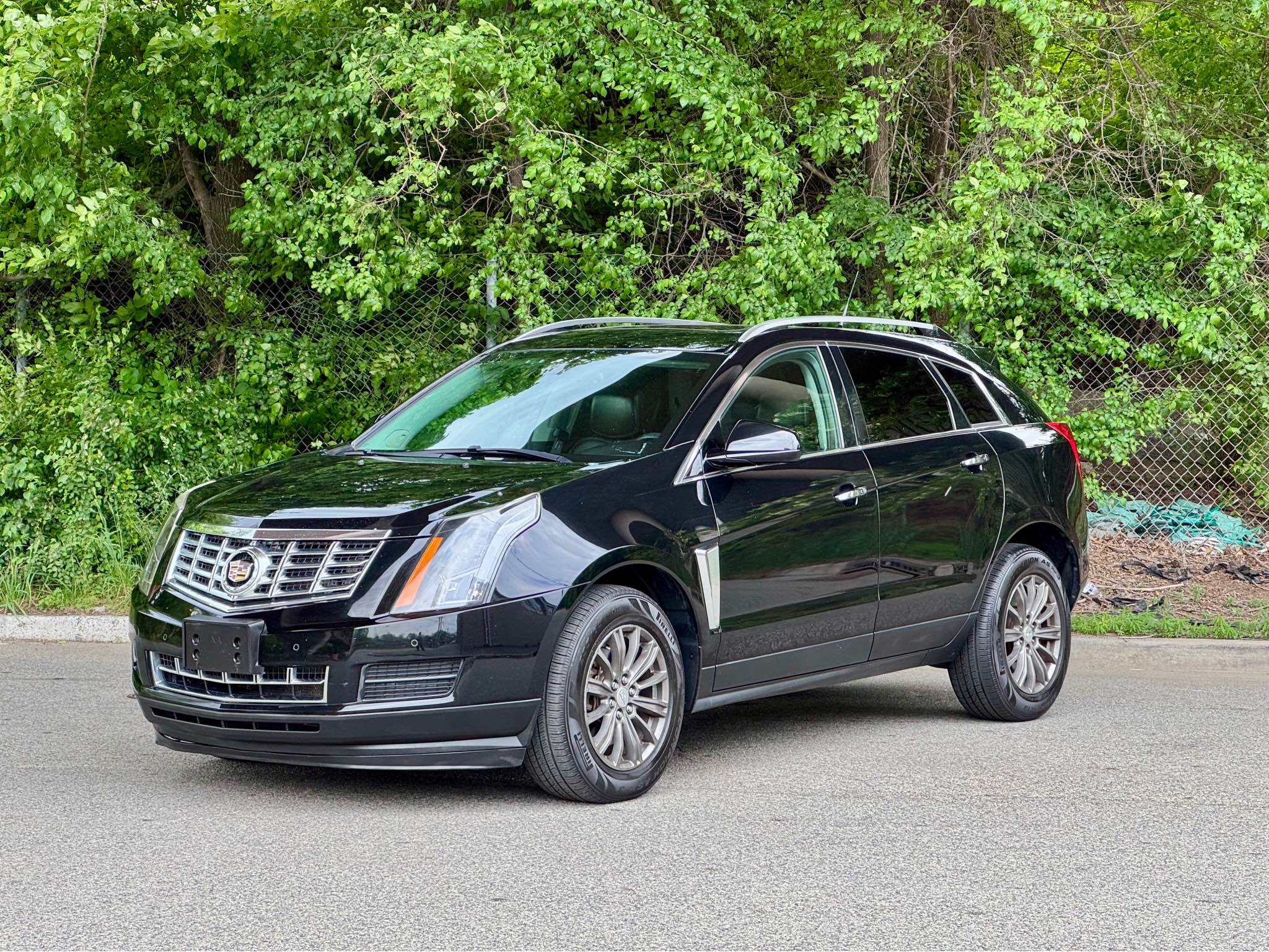 Humad B. Malik Facebook ad: 2014 Cadillac SRX · Luxury Collection Sport Utility 4D