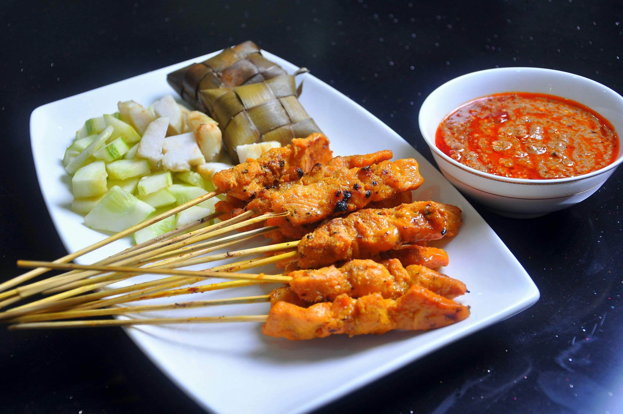 Get Moshy Facebook ad: Best High-Protein, Low-Calorie Foods for Weight Loss