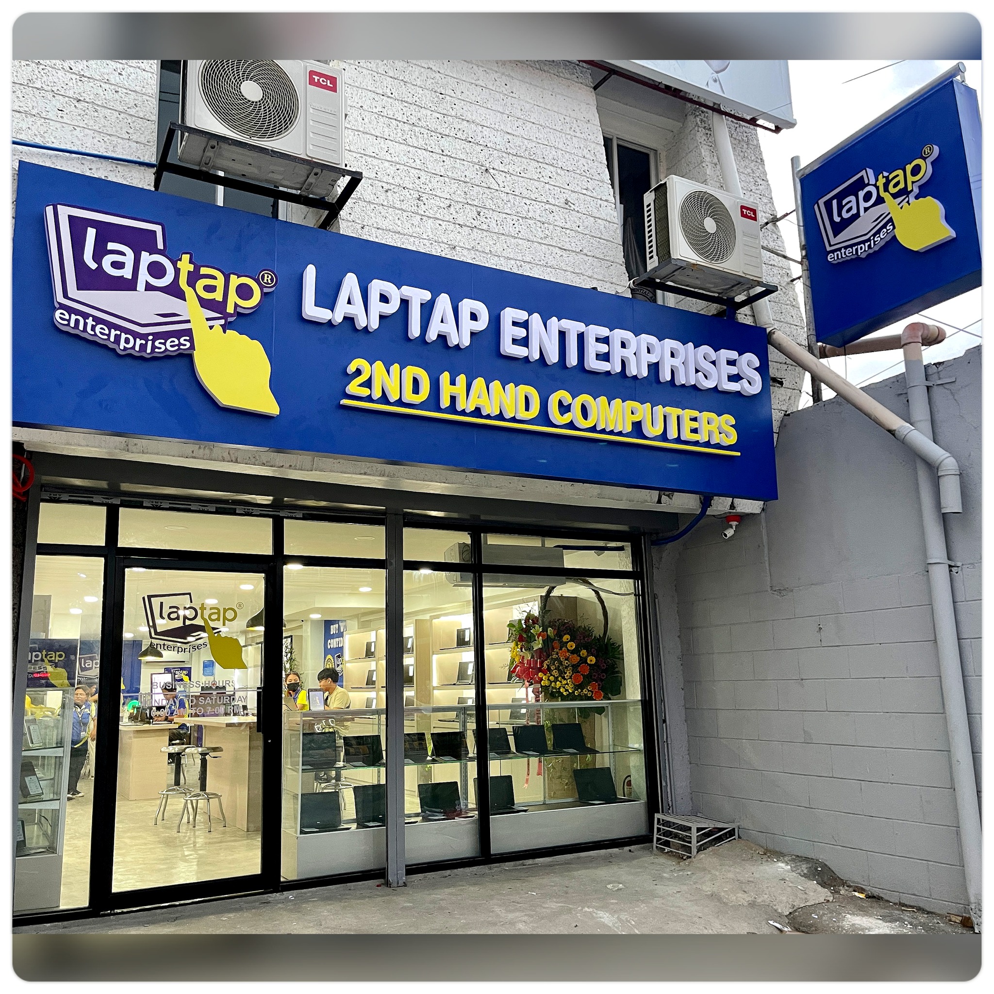 Laptap Enterprises Bacolod Branch - 2nd Hand Laptops Facebook ad: 𝐁𝐔𝐘 𝐖𝐈𝐓𝐇 𝐂𝐎𝐍𝐅𝐈𝐃𝐄𝐍𝐂𝐄!