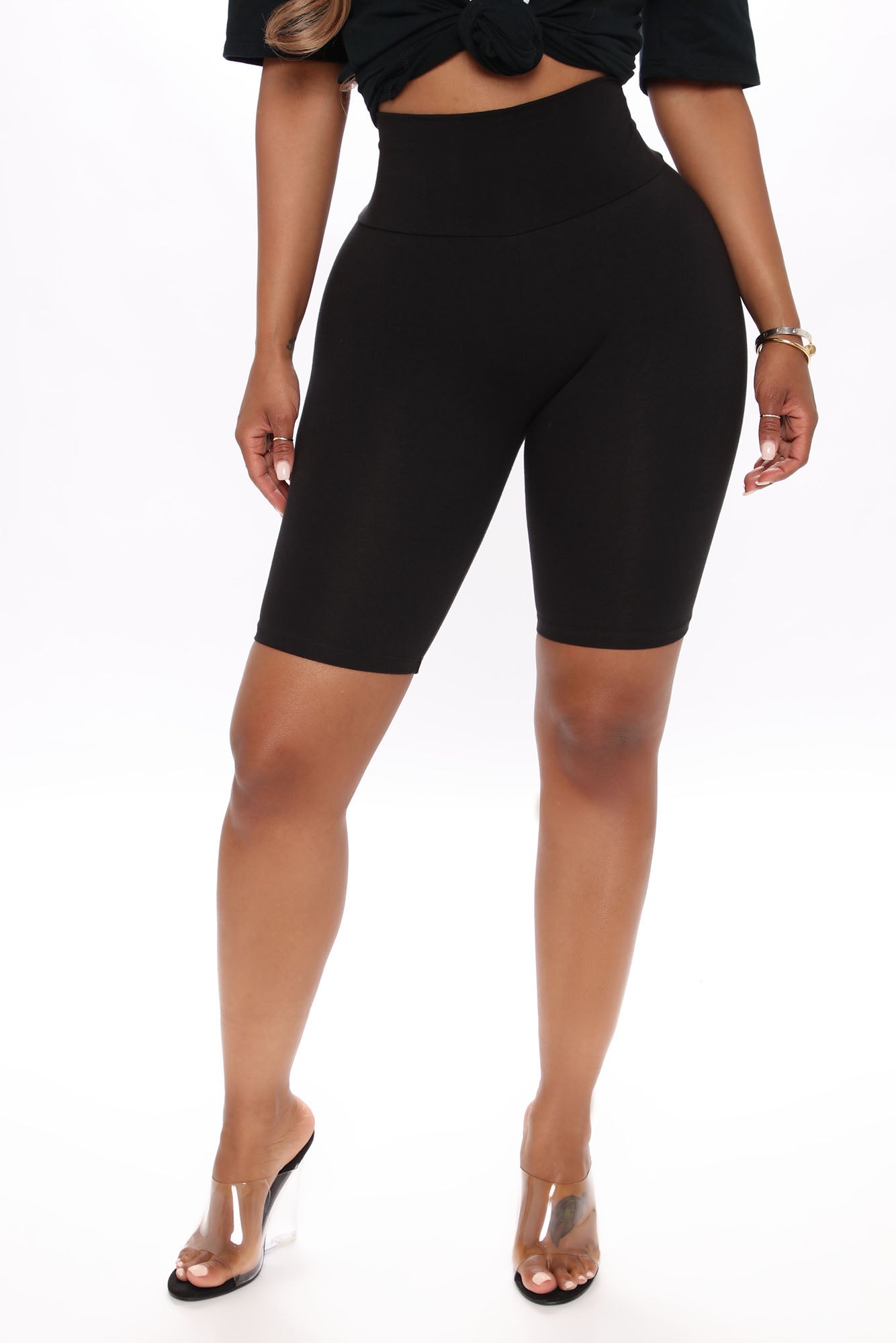 Fashion Nova Facebook ad