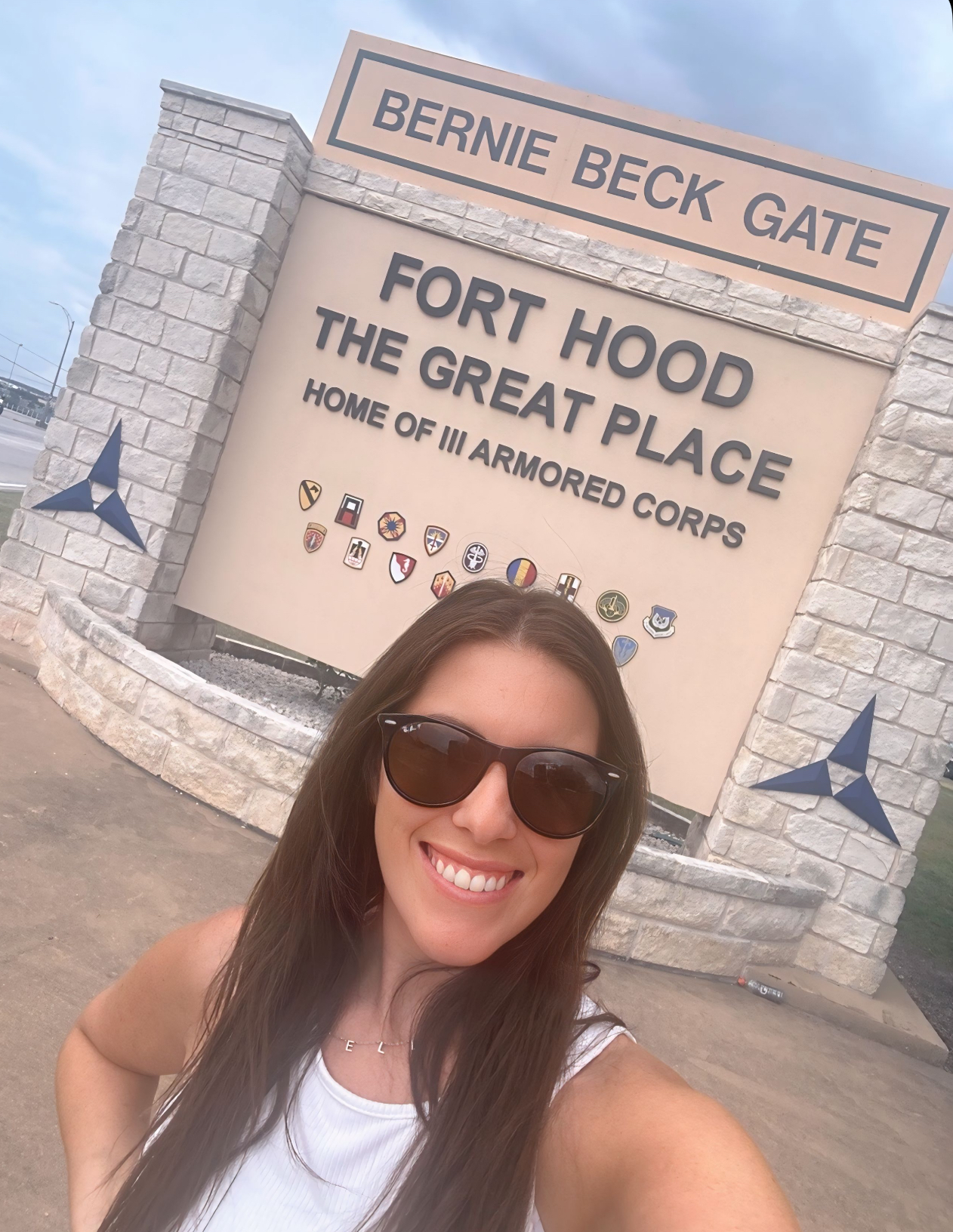 Elizabeth Thomas - Fort Hood Homes Group Facebook ad: Bell County, TX VA Homes List