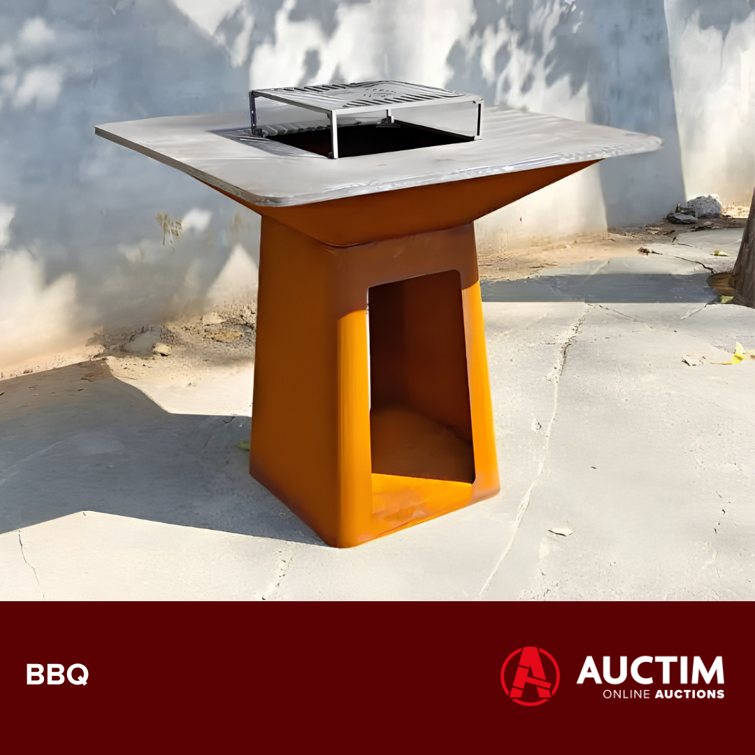 AUCTIM Facebook ad: Everything for Your Garden & Outdoor Living Space.