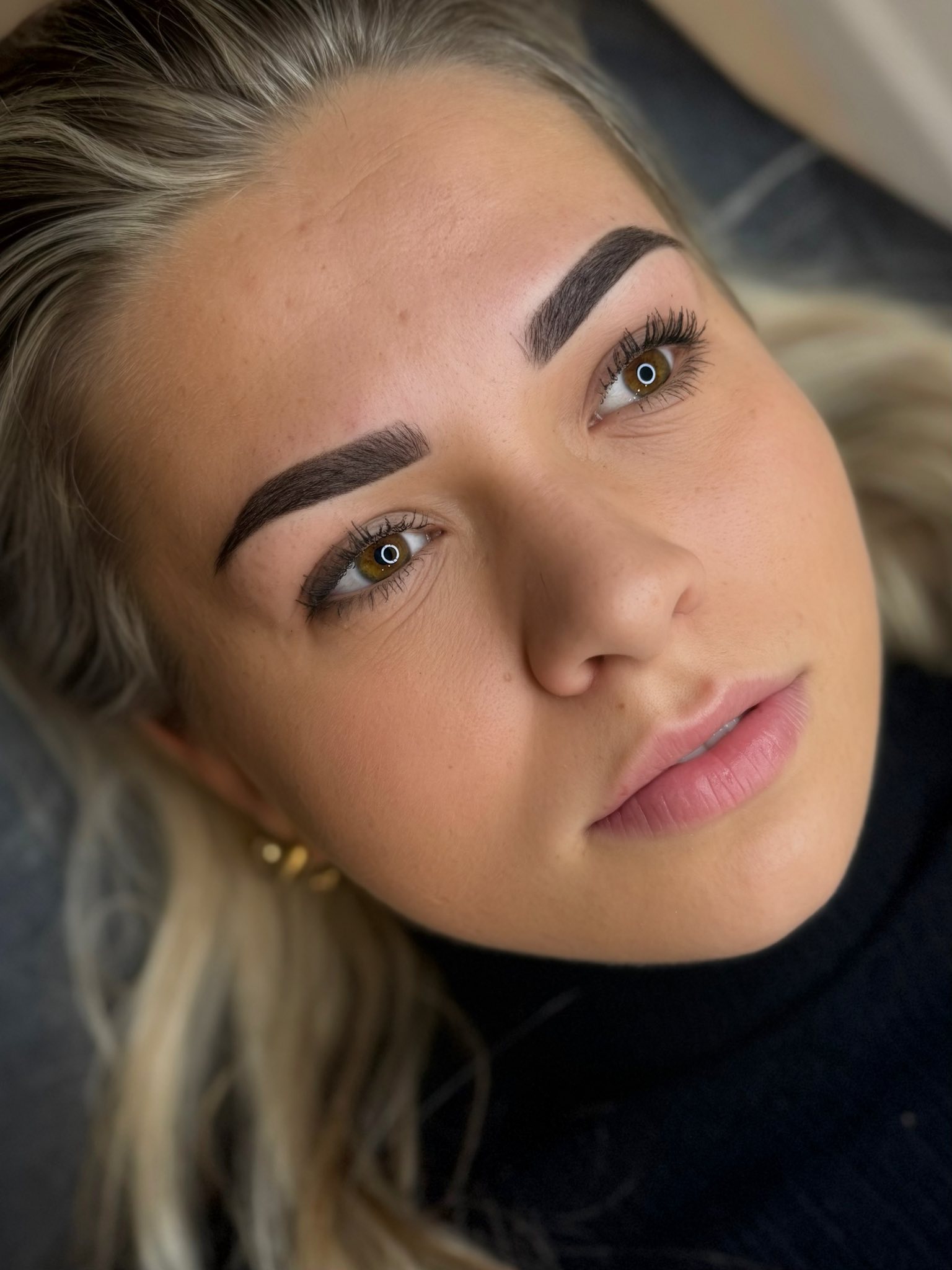B L O O M B E A U T Y Facebook ad: Powder Brows voor €220