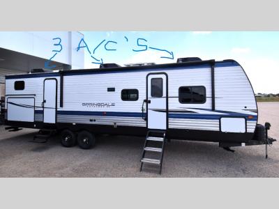 Toliver RV Victoria Facebook ad: HUGE RV SALE starting NOW!